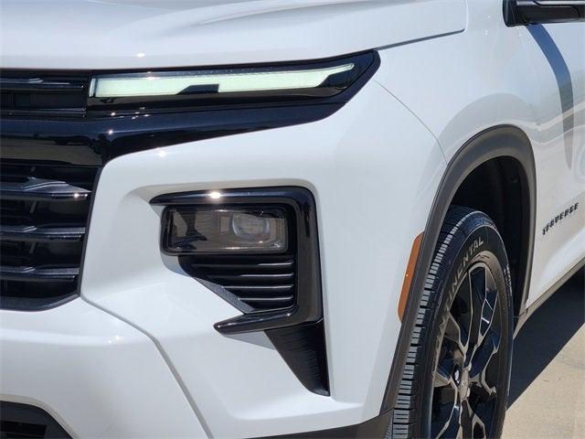 new 2025 Chevrolet Traverse car, priced at $42,980