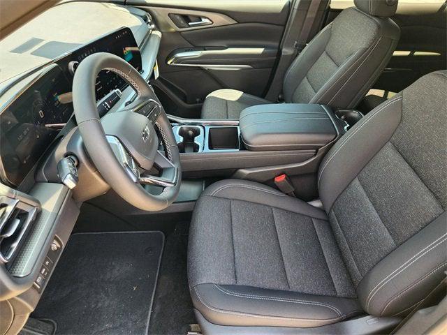 new 2026 Chevrolet Traverse car, priced at $44,955
