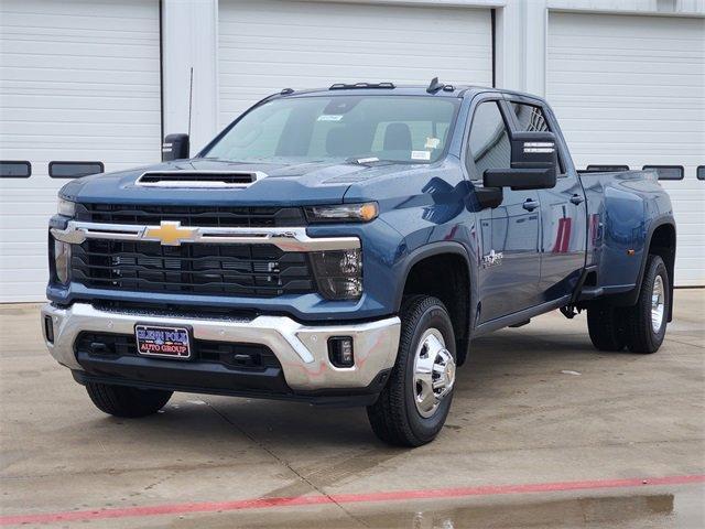 new 2025 Chevrolet Silverado 3500 car, priced at $69,405