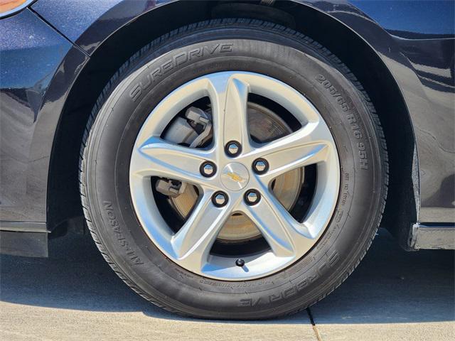 used 2022 Chevrolet Malibu car, priced at $16,250