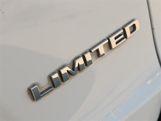 used 2020 Jeep Cherokee car, priced at $15,500