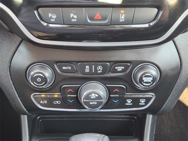 used 2020 Jeep Cherokee car, priced at $15,500