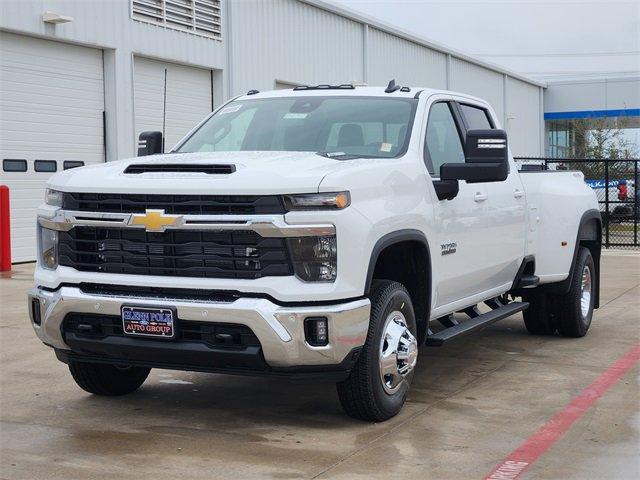 new 2025 Chevrolet Silverado 3500 car, priced at $72,225