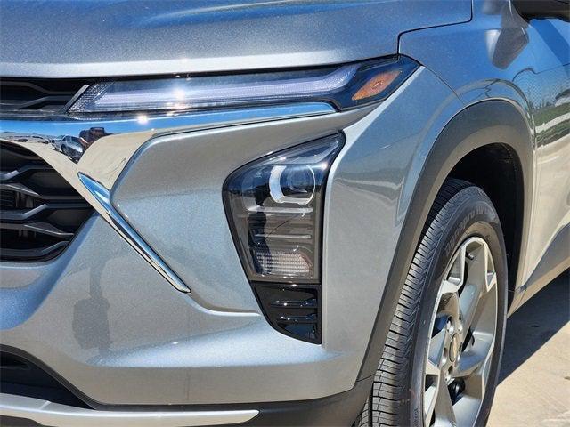 new 2025 Chevrolet Trax car, priced at $24,485
