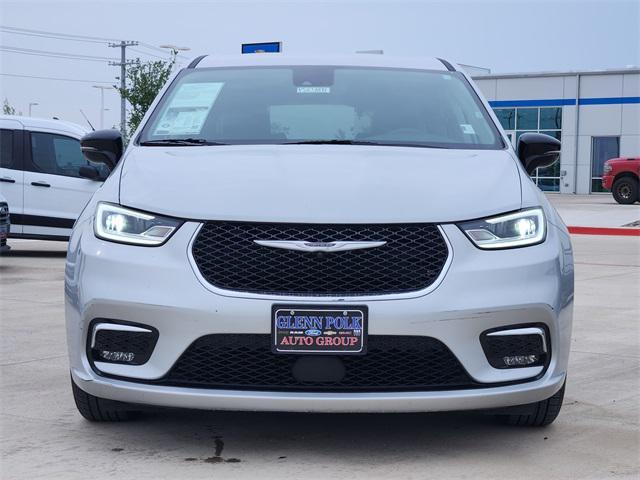used 2024 Chrysler Pacifica car, priced at $29,350