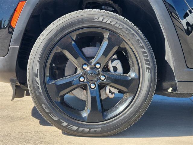 used 2023 Jeep Grand Cherokee car, priced at $28,450