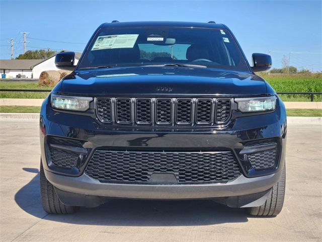 used 2023 Jeep Grand Cherokee car, priced at $28,450