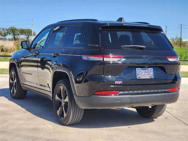 used 2023 Jeep Grand Cherokee car, priced at $28,450
