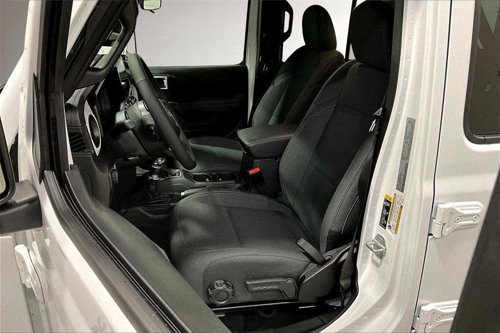 new 2026 Jeep Wrangler car, priced at $45,900