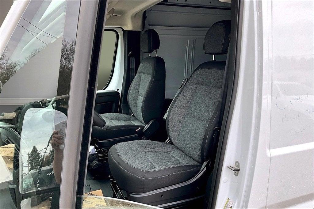 new 2025 Ram ProMaster 2500 car, priced at $47,400