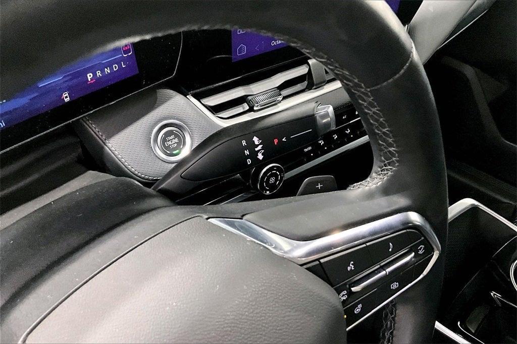 used 2025 Chevrolet Equinox car, priced at $27,500