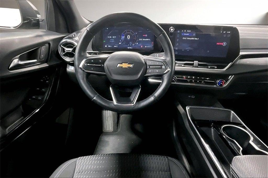 used 2025 Chevrolet Equinox car, priced at $27,500