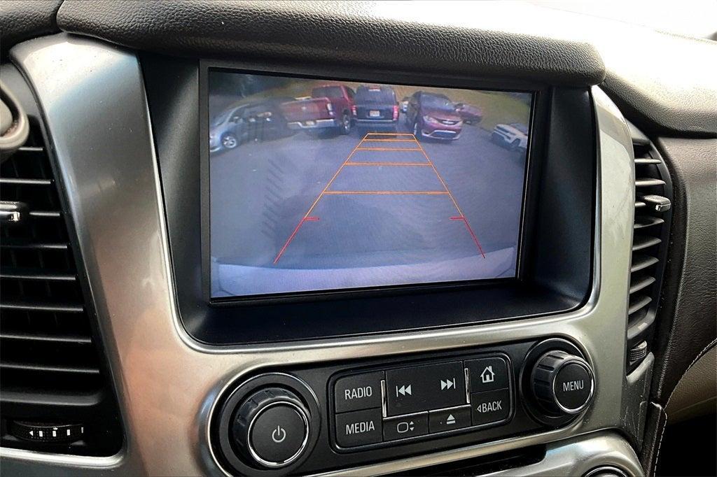 used 2015 Chevrolet Suburban car, priced at $25,900