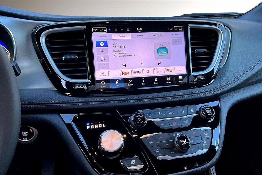 new 2025 Chrysler Pacifica car, priced at $56,899