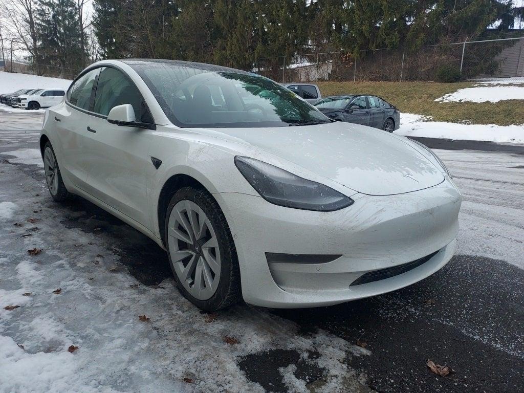 used 2022 Tesla Model 3 car, priced at $28,900