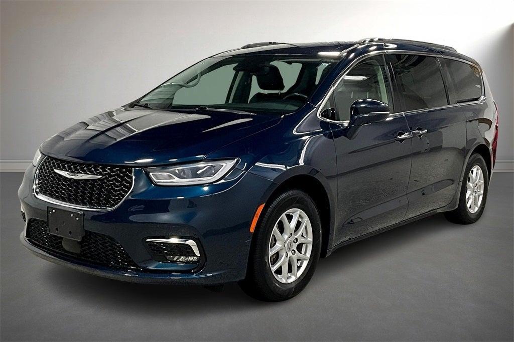 used 2021 Chrysler Pacifica car, priced at $28,748