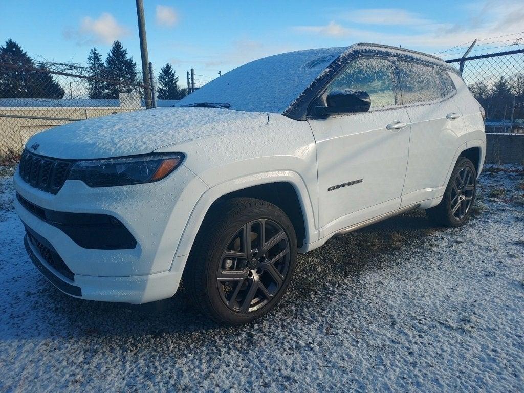 new 2025 Jeep Compass car, priced at $33,661