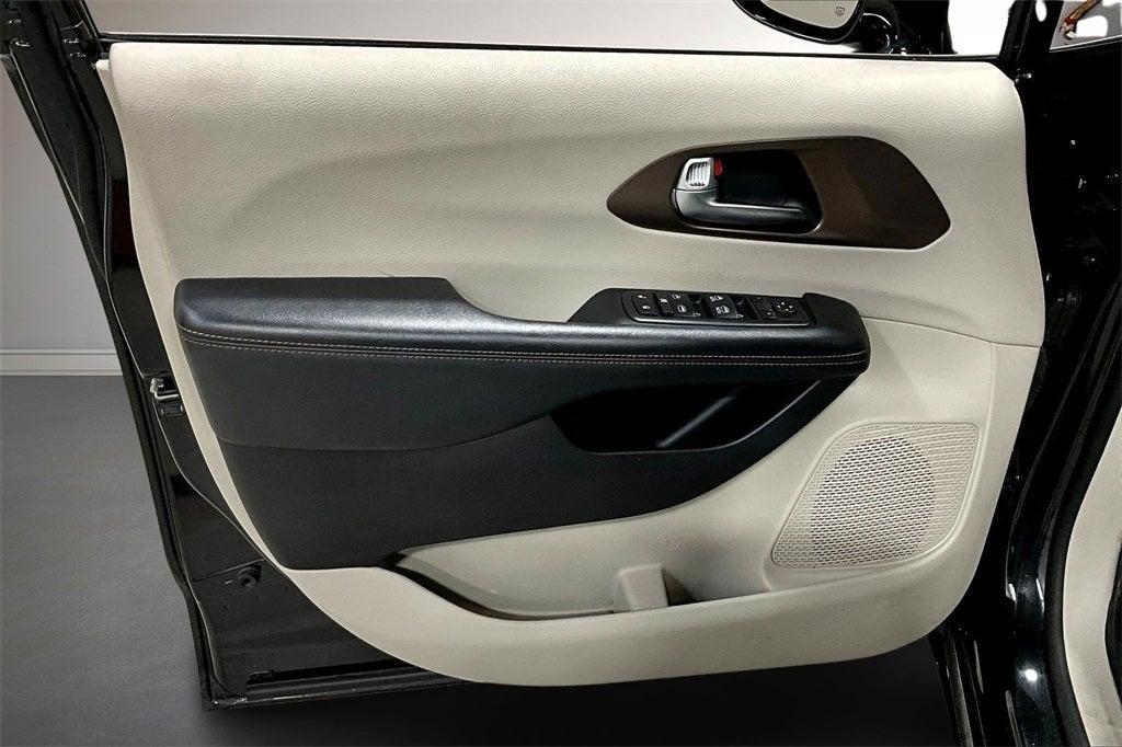used 2019 Chrysler Pacifica car, priced at $21,500