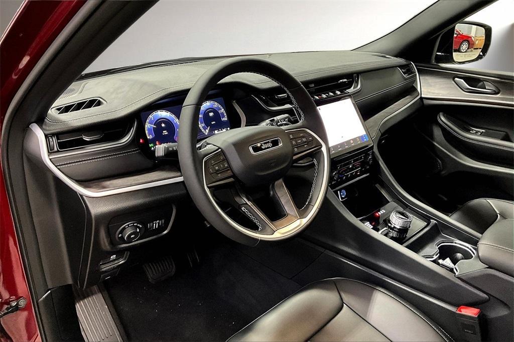 new 2025 Jeep Grand Cherokee L car, priced at $48,362