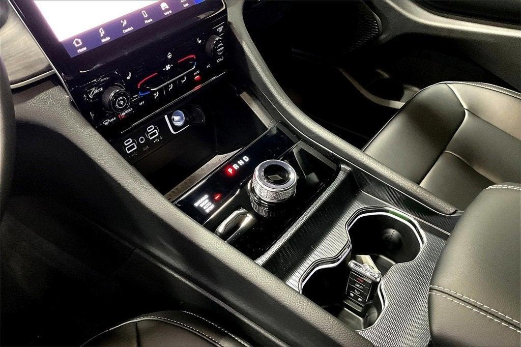 new 2025 Jeep Grand Cherokee L car, priced at $46,382