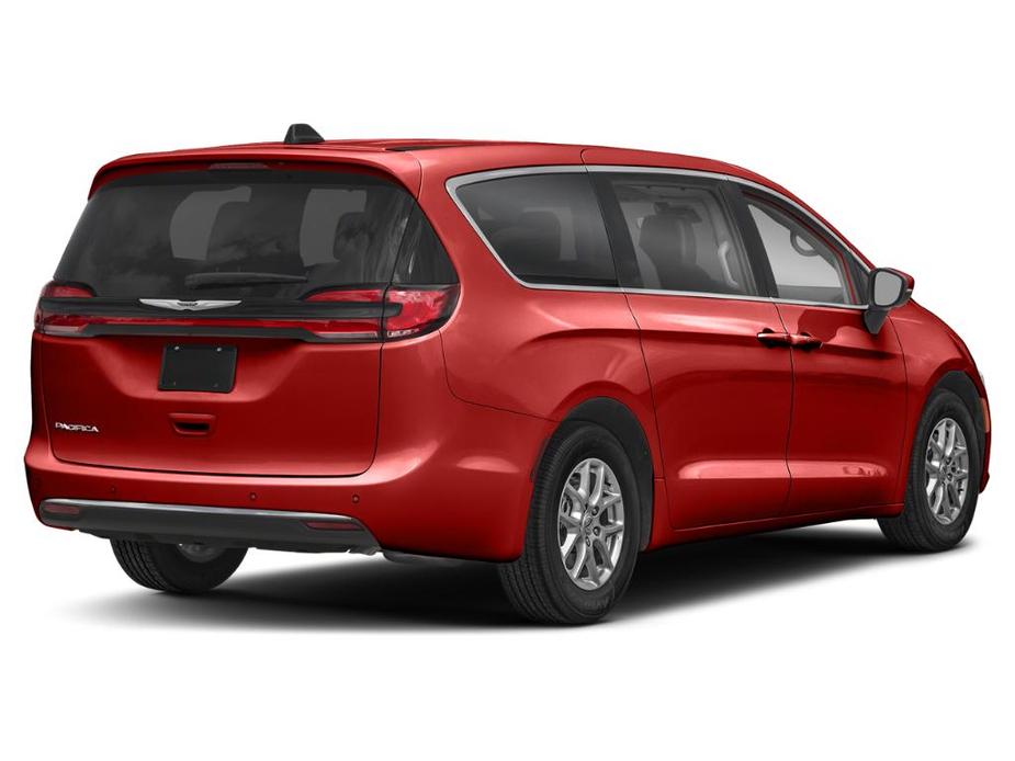 new 2024 Chrysler Pacifica car, priced at $39,276