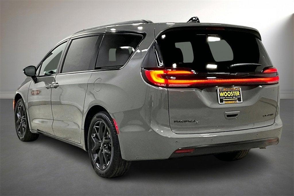 new 2025 Chrysler Pacifica car, priced at $45,900