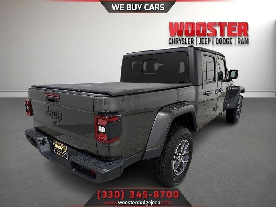 new 2024 Jeep Gladiator car, priced at $45,387