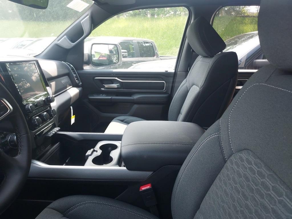 new 2025 Ram 1500 car, priced at $44,247