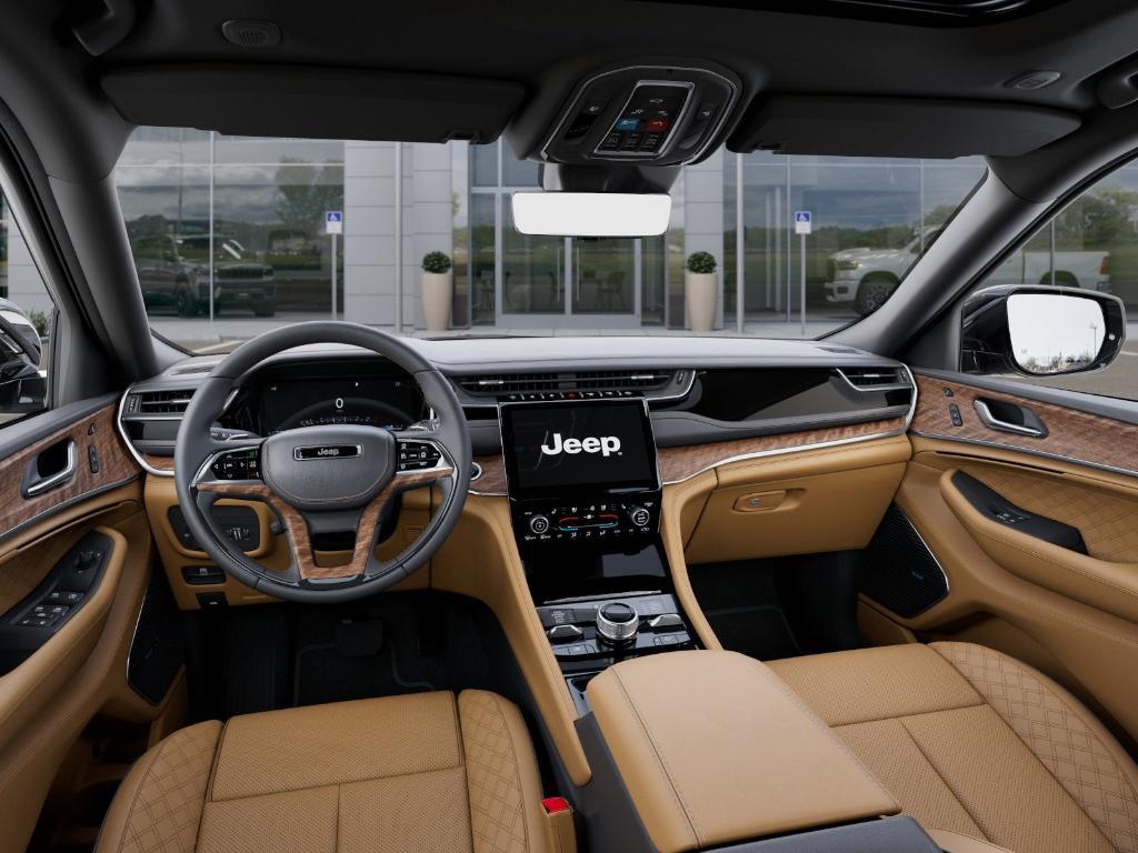 new 2025 Jeep Grand Cherokee car, priced at $66,555