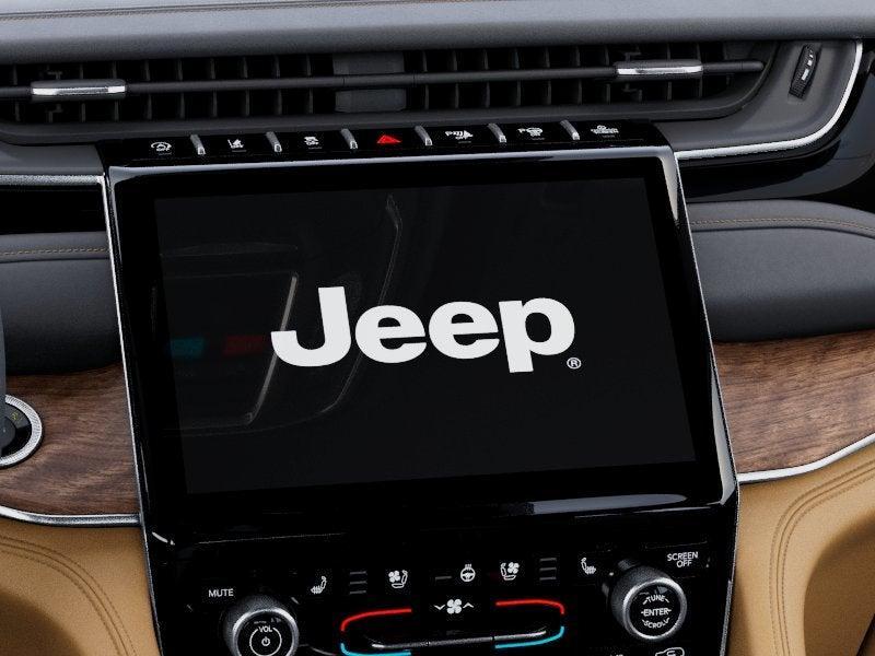 new 2025 Jeep Grand Cherokee car, priced at $66,555