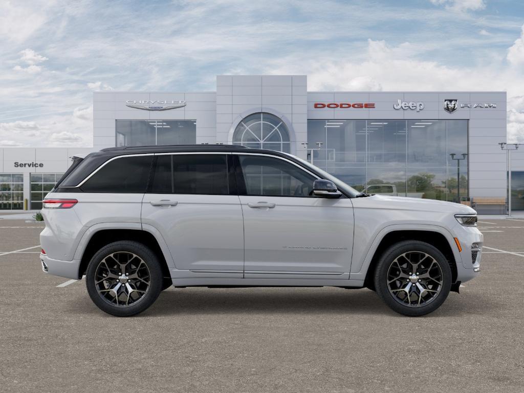 new 2025 Jeep Grand Cherokee car, priced at $66,555