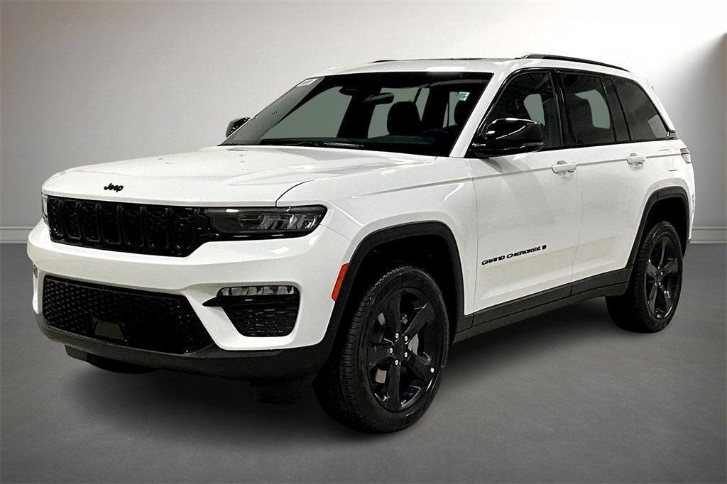 new 2025 Jeep Grand Cherokee car, priced at $46,650