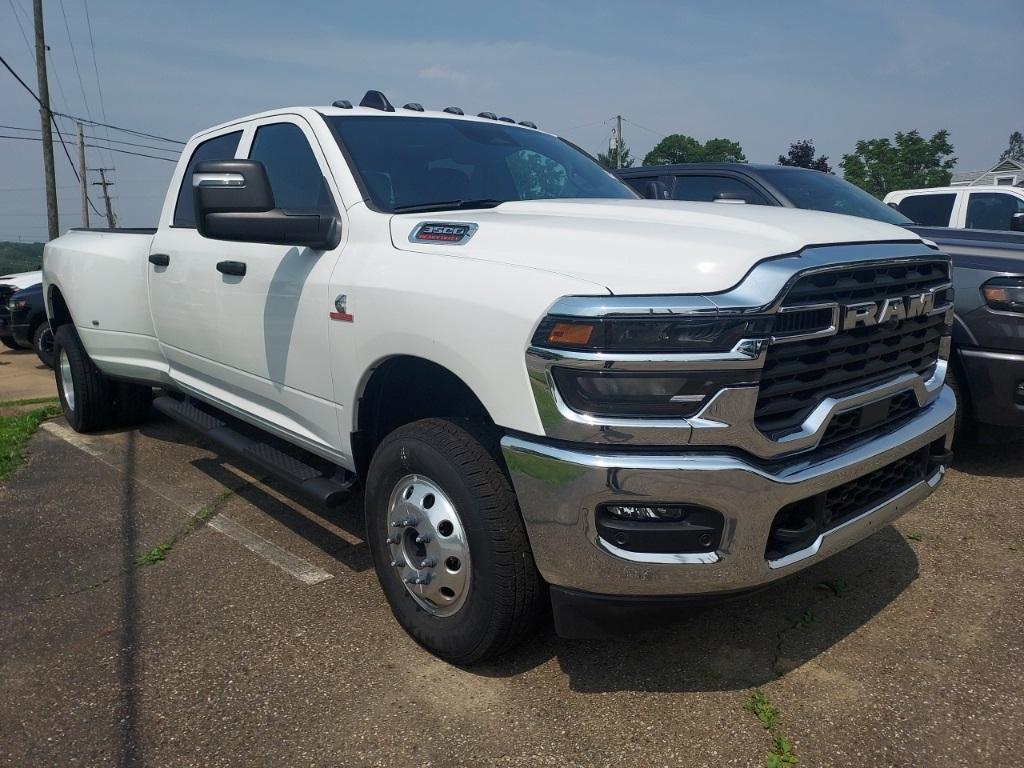 new 2025 Ram 3500 car, priced at $72,865