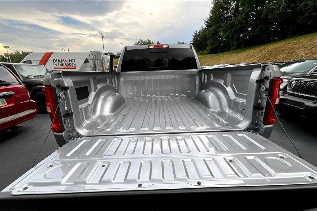 new 2025 Ram 1500 car, priced at $45,137
