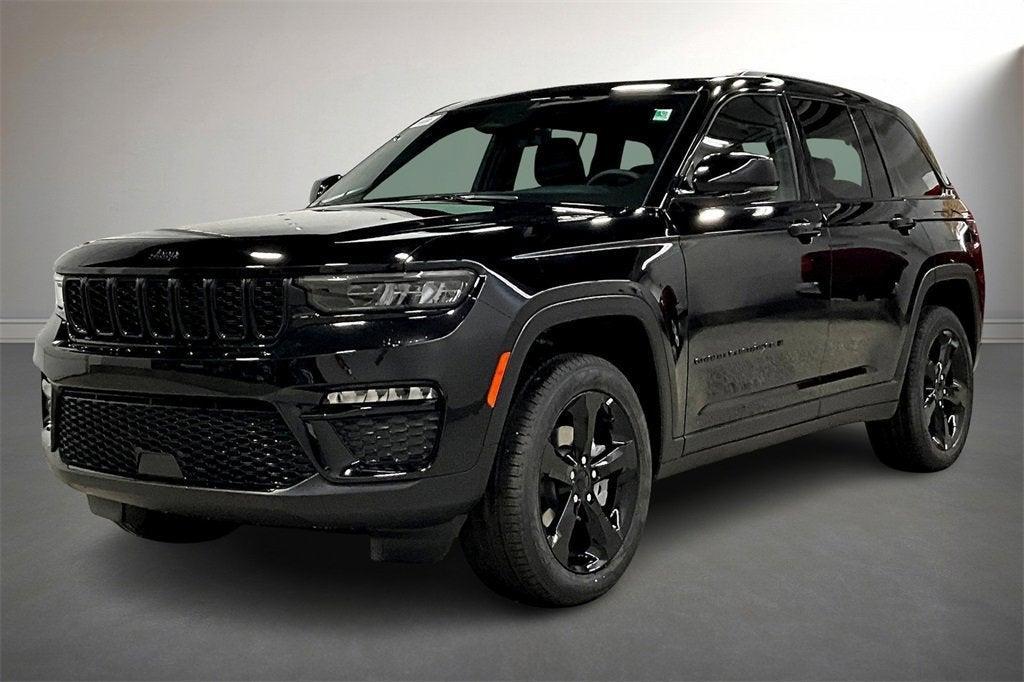 new 2025 Jeep Grand Cherokee car, priced at $48,250