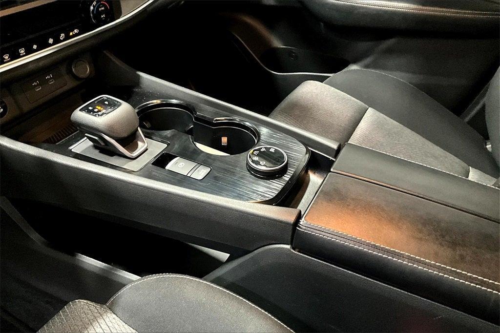 used 2024 Nissan Rogue car, priced at $24,900