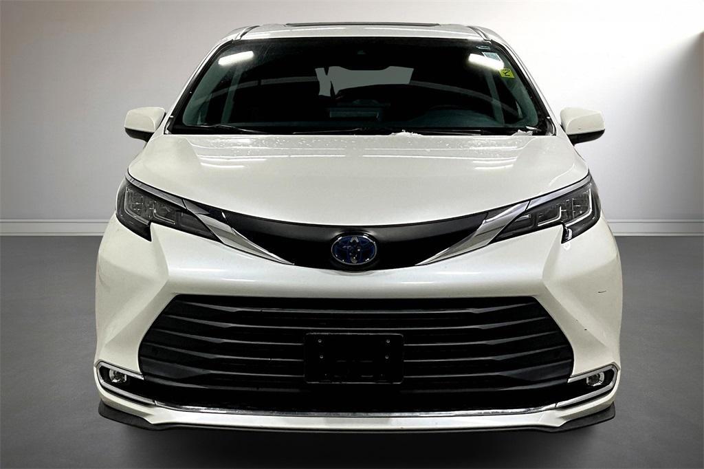 used 2021 Toyota Sienna car, priced at $37,850