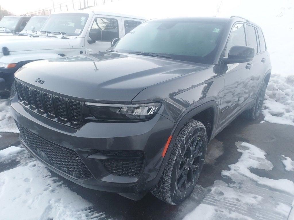 new 2025 Jeep Grand Cherokee car, priced at $41,900