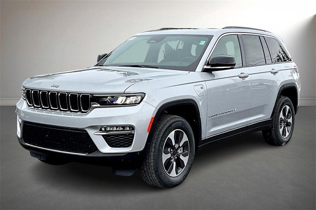 new 2025 Jeep Grand Cherokee 4xe car, priced at $53,800