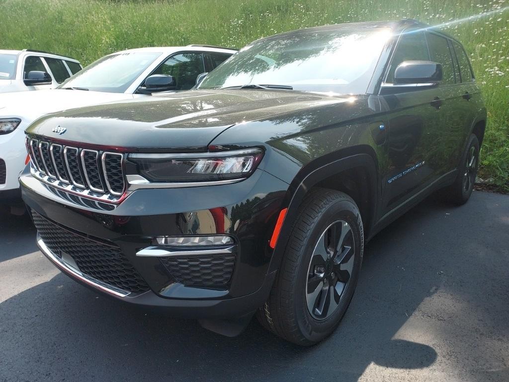 new 2025 Jeep Grand Cherokee 4xe car, priced at $54,142