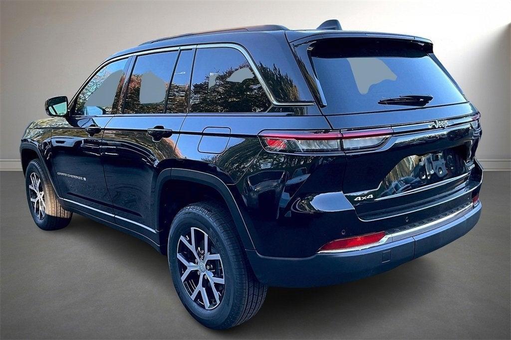 new 2025 Jeep Grand Cherokee car, priced at $46,250