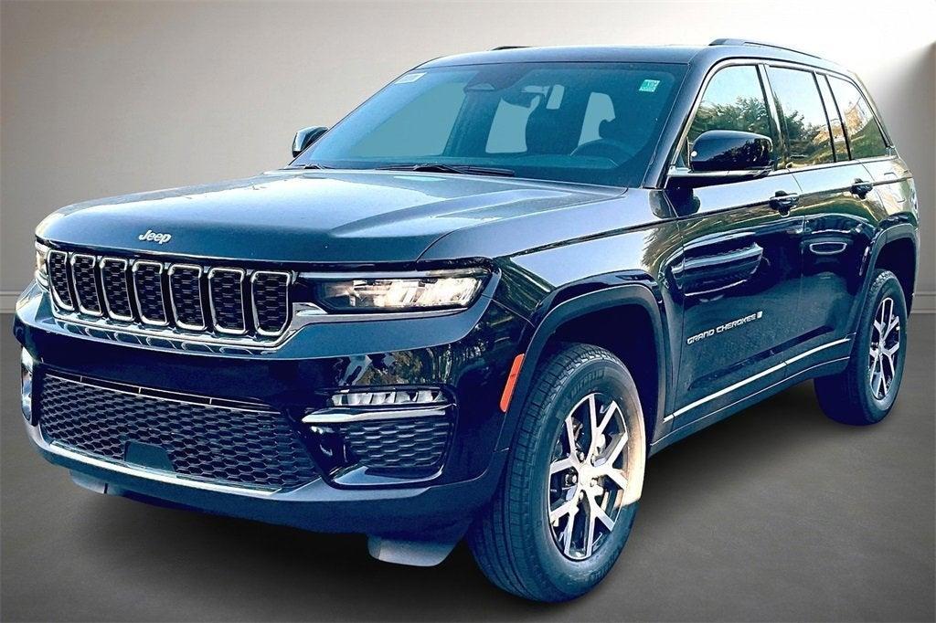 new 2025 Jeep Grand Cherokee car, priced at $46,250