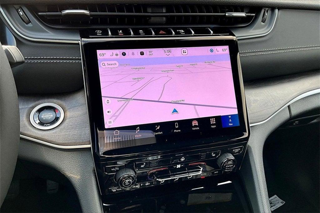 new 2025 Jeep Grand Cherokee car, priced at $47,250