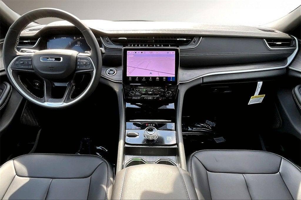new 2025 Jeep Grand Cherokee car, priced at $47,250