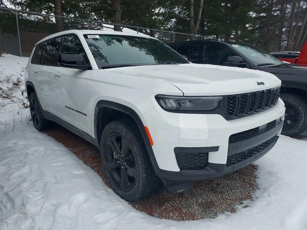 new 2025 Jeep Grand Cherokee L car, priced at $45,000