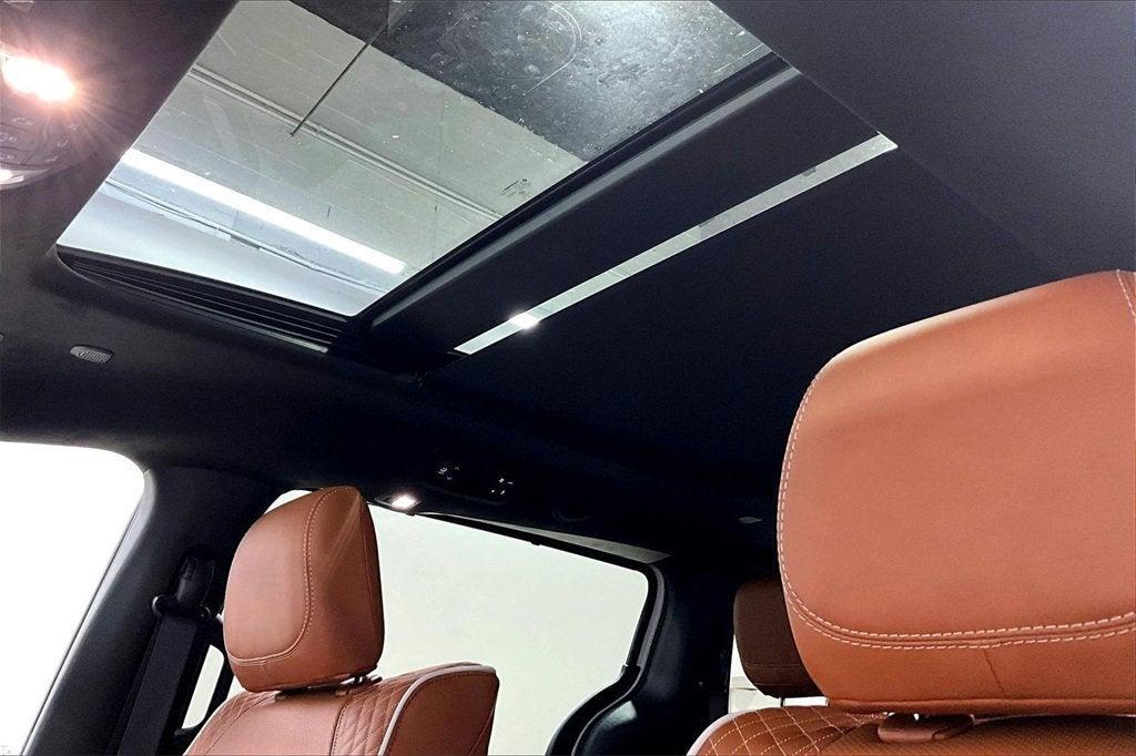 new 2026 Chrysler Pacifica car, priced at $54,400