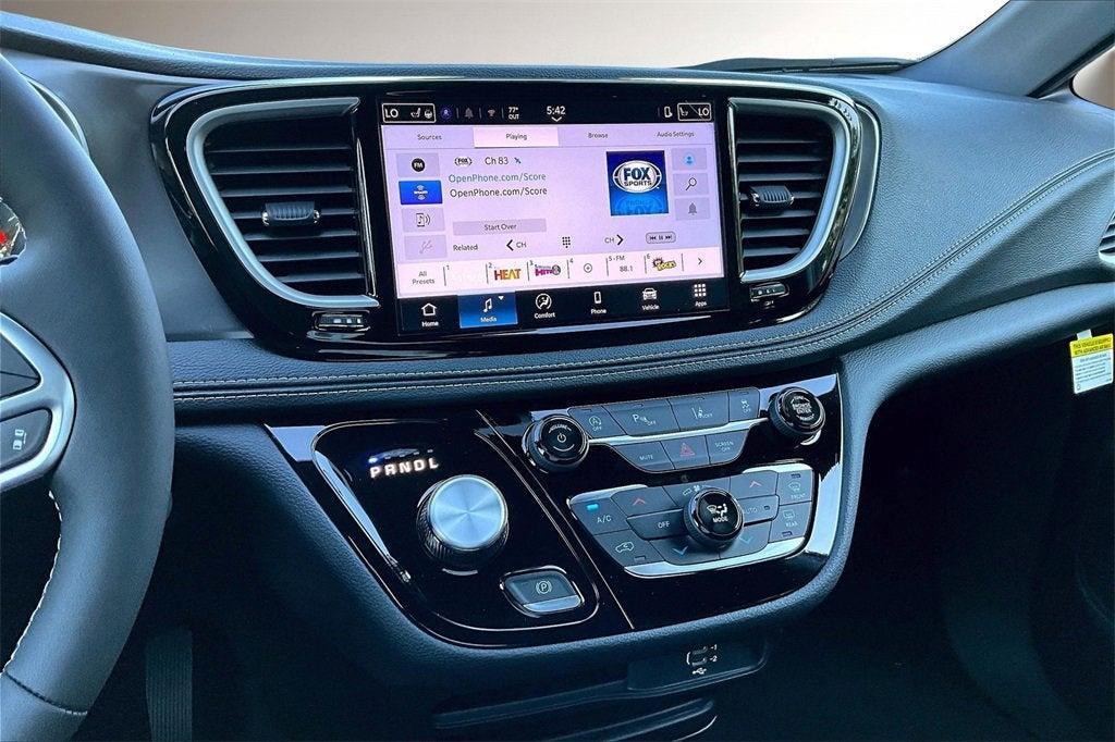 new 2026 Chrysler Pacifica car, priced at $40,699