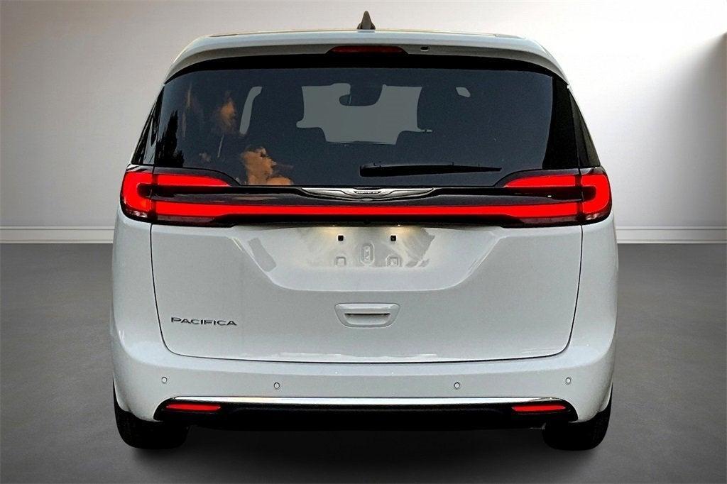 new 2025 Chrysler Pacifica car, priced at $42,400