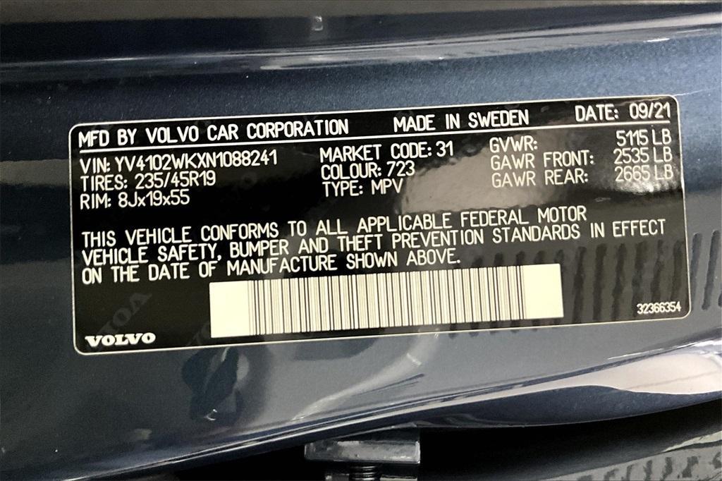 used 2022 Volvo V60 Cross Country car, priced at $34,900