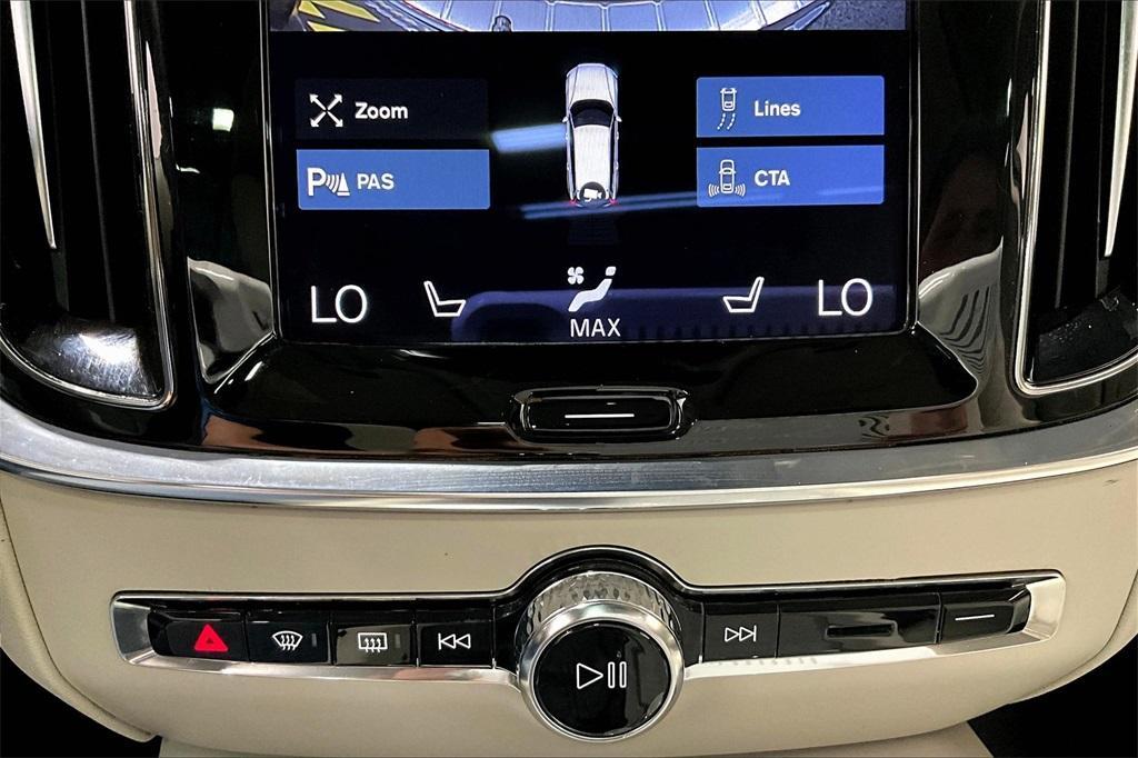used 2022 Volvo V60 Cross Country car, priced at $34,900